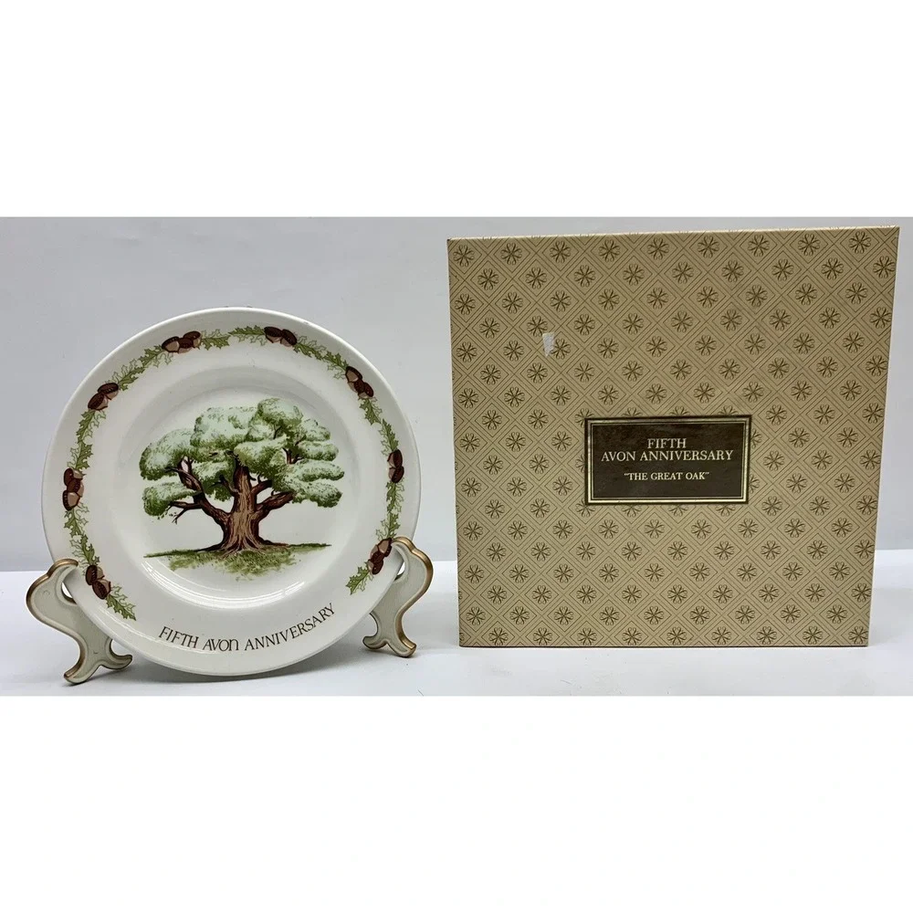 AVON SELLER'S FIFTH AVON ANNIVERSARY PLATE 